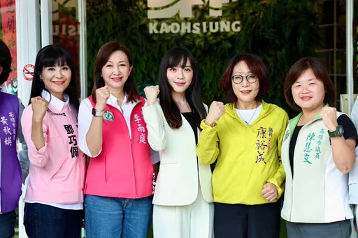 黃捷登記選高雄黨部主委　喊拚首位女性、扛世代接棒