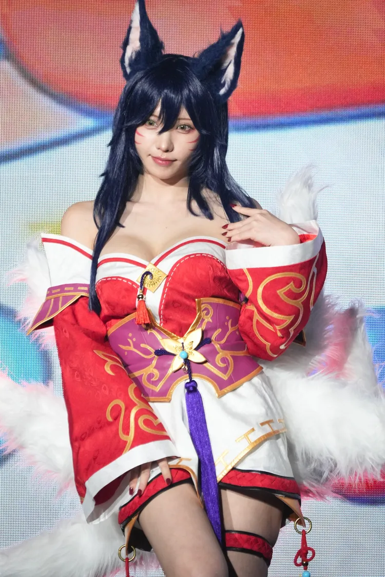 Enako以「英雄聯盟」冠軍Ahri（阿璃）角色現身。彭欣偉攝