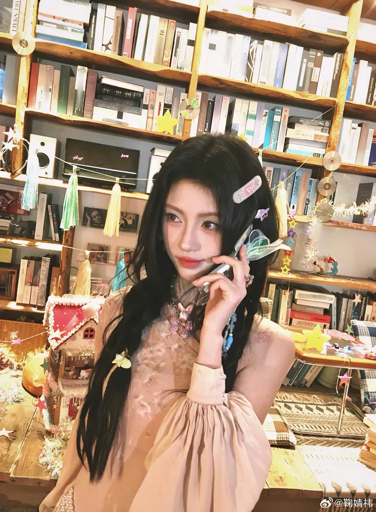 鞠婧禕於2024年6月自立門戶，和絲芭傳媒鬧解約糾紛。翻攝鞠婧禕微博