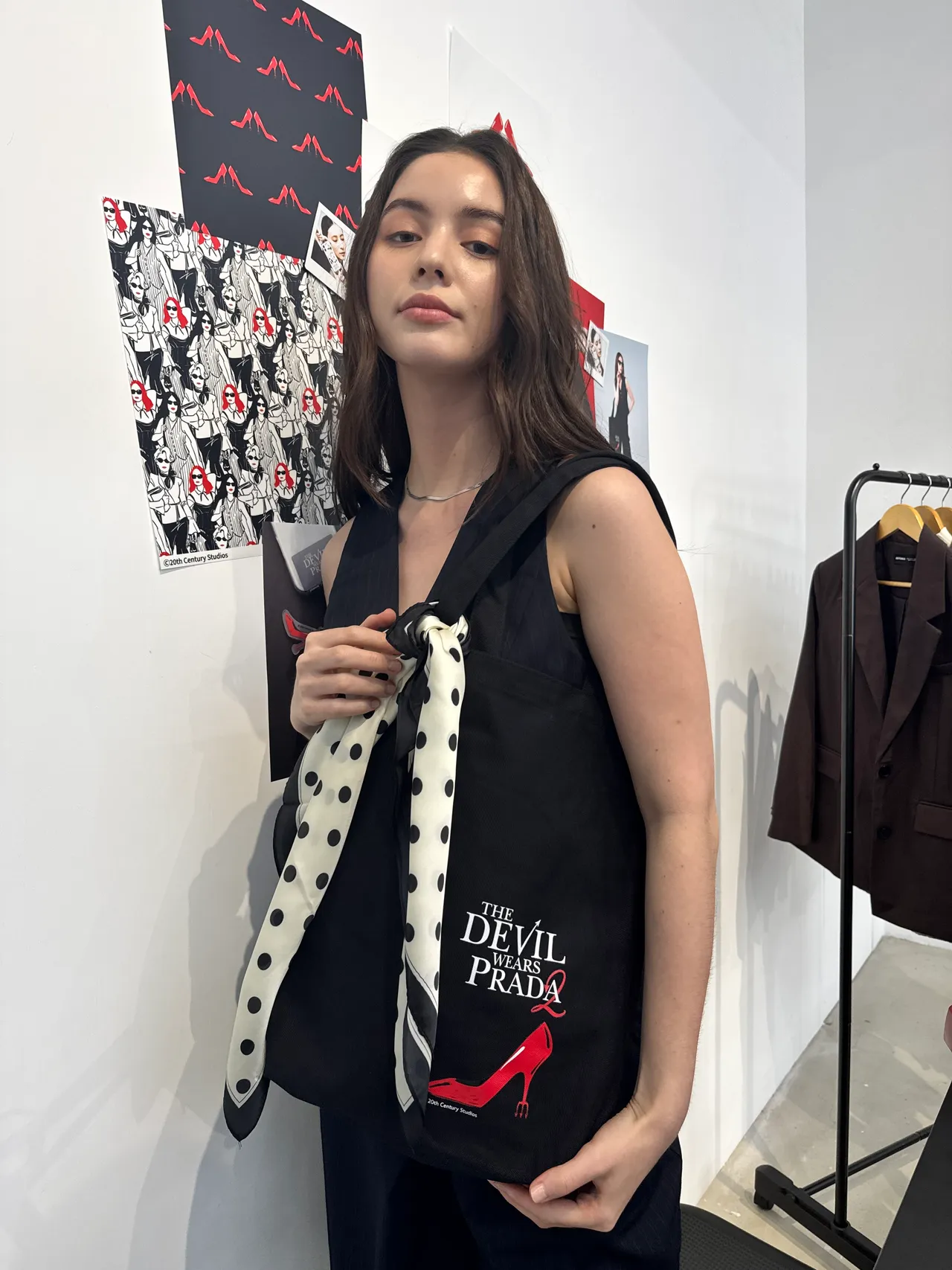 蘭蔻與《穿著PRADA的惡魔2》合作托特包。張家玲攝