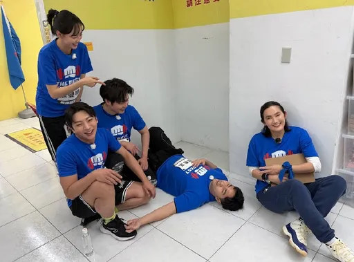 鹿希派體力不支倒地畫面曝光　錢薇娟無奈「叫他爸來」