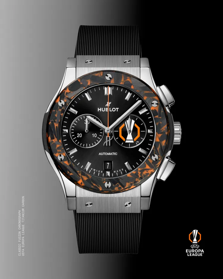 HUBLOT經典融合系列歐足超級聯賽計時碼錶，42mm，緞面及拋光鈦金屬錶殼，緞面黑色太陽紋錶盤，黑色天然橡膠錶帶，HUB1153自動上鍊計時機芯，動力儲存48小時，防水深度50米，限量50只，46萬元。品牌提供