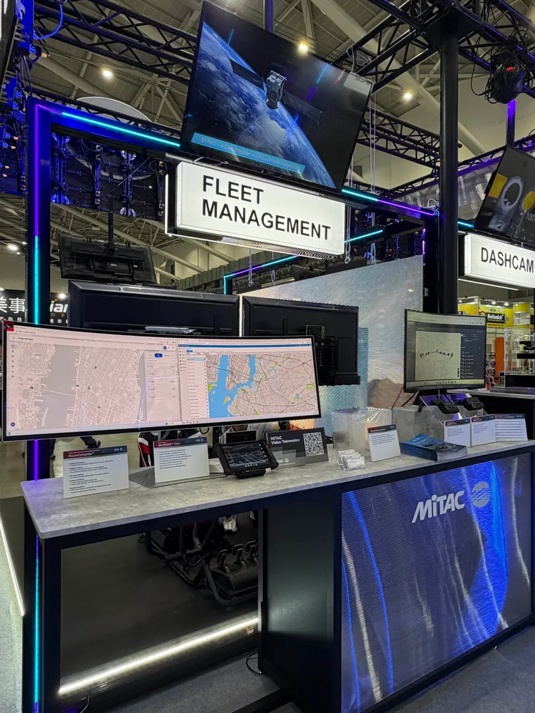 神達數位展示多樣智慧車載資通訊管理後台。公司提供