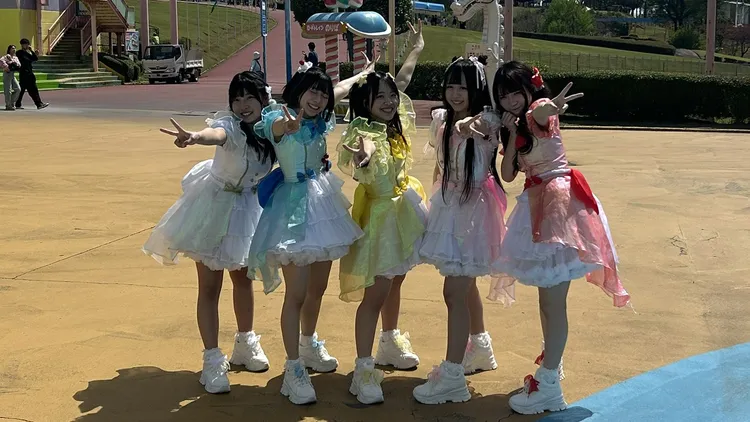 QunQun今天再辦第二場特典會。翻攝自QunQun X