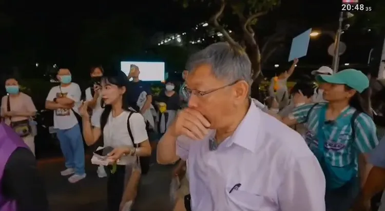 柯文哲在逢甲夜市被辣椒水案，今天真相大白。資料照片