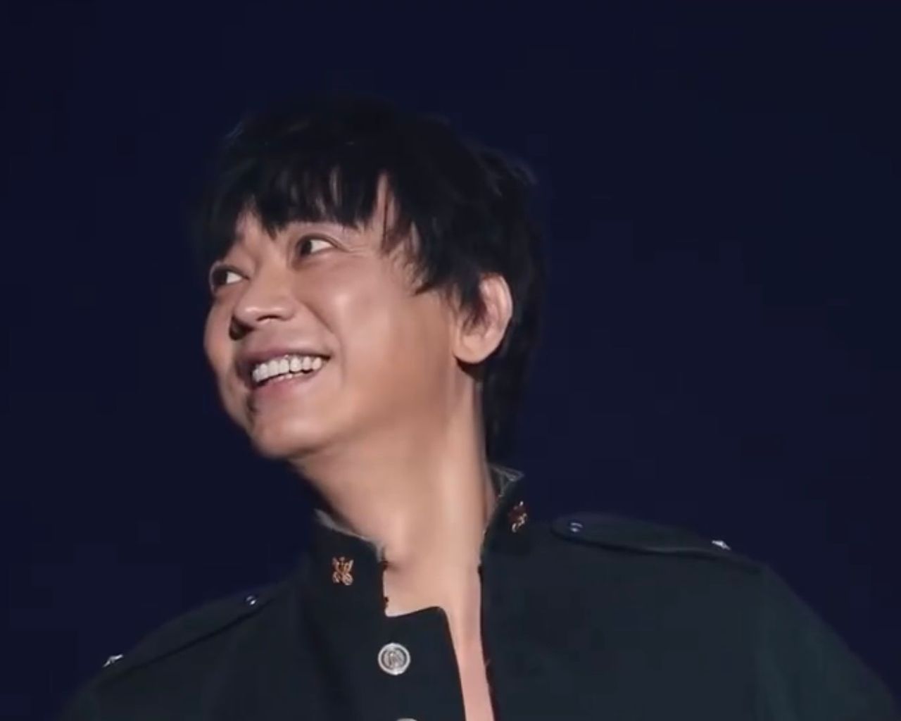 信《死了都要愛》三度飆破音 被酸民調侃「老了幹什麼都心酸」回擊了