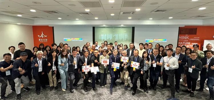 三商家購結合零售、餐飲、科技、物流及服務業等多元產業夥伴，共同成立「社團法人台灣新世代團隊領袖發展協會（ANGEL LAB）」。公司提供