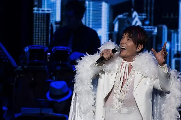 林沖一輩子活躍於舞台上，總是帶給歌迷無盡的正能量。林凱文提供