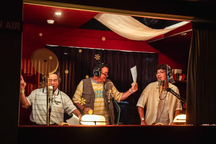 李銘順、李國煌、許效舜親自獻唱主題曲。萬騰文化創意提供