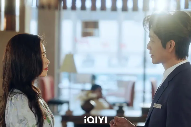 鍾漢良（右）與朱珠首次相遇。愛奇藝國際版提供