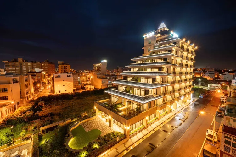 「福容徠旅澎湖」在2025/9/1盛大開幕，以「慢慢徠」理念邀請旅客放慢步調，細細品味澎湖之美。業者提供