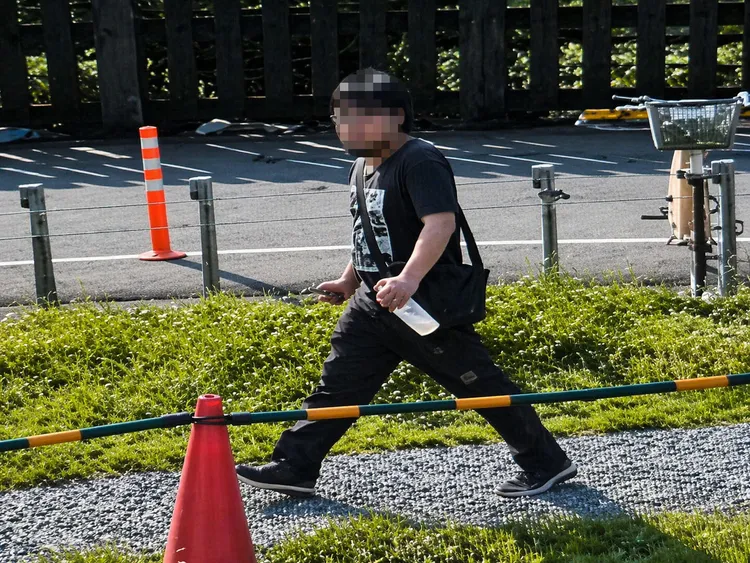 警方調閱監視器後迅速鎖定涉案的李姓男子。翻攝照片