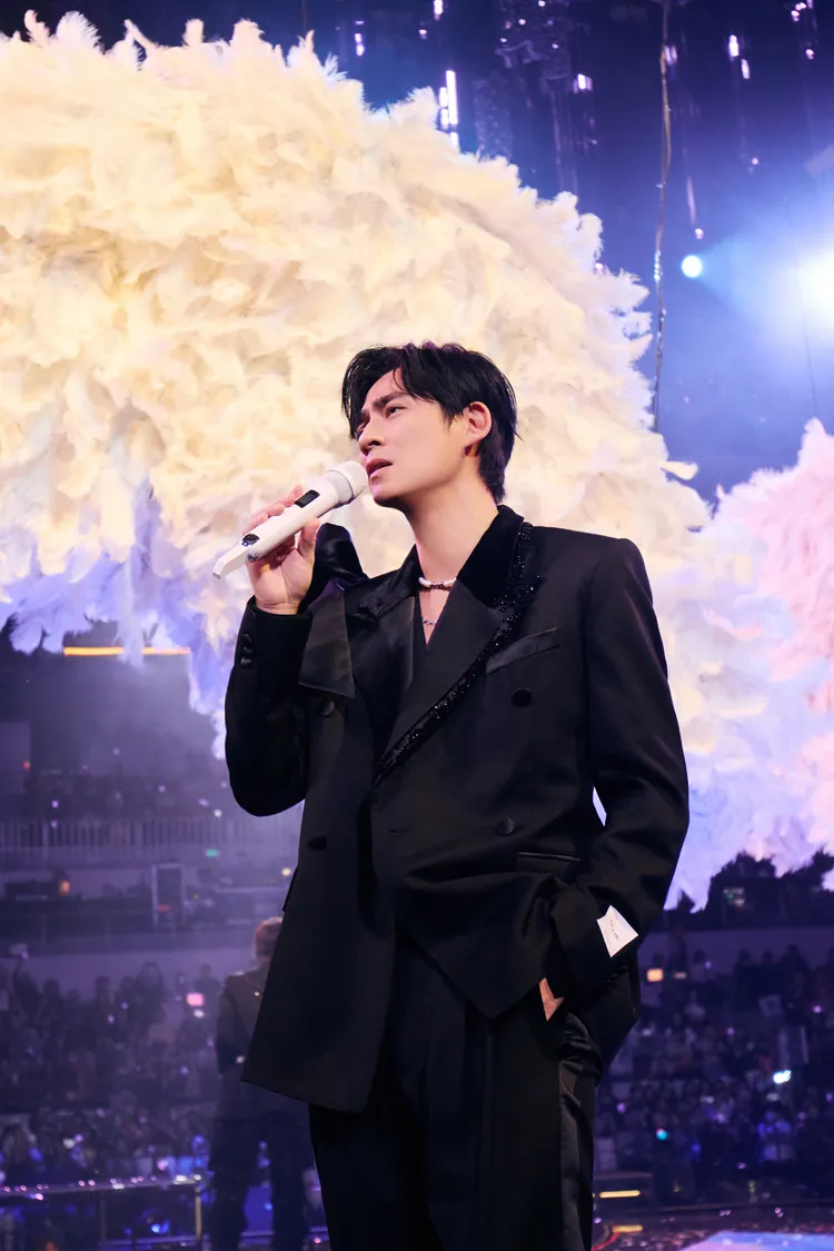 近年以戲劇演出展露鋒芒的周渝民以細膩演出詮釋經典歌曲。相信音樂提供