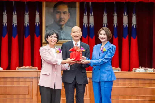 就任立院厚生會長　陳菁徽喊話：讓台灣醫療成為另一座「護國神山」