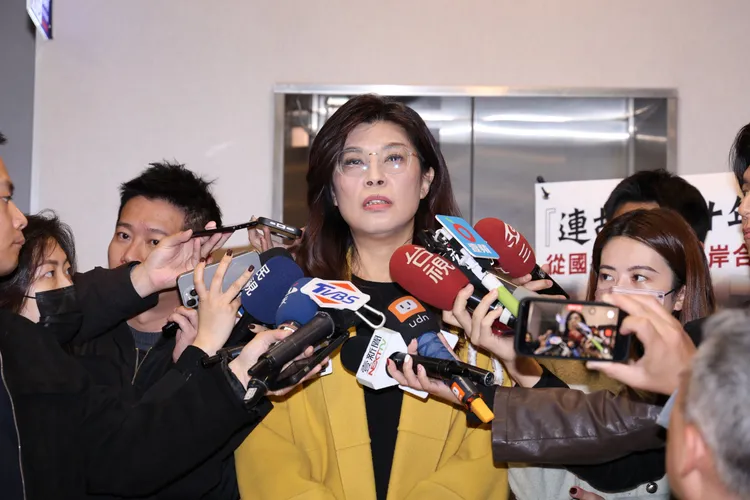 國民黨主席鄭麗文甫與中國國家主席習近平會面，但蔣萬安至今態度仍顯保留。莊宗達攝