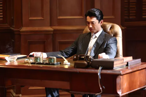 吳慷仁遭甩逾20巴掌臉都腫了　謝君豪來真的打到手疼：很過癮