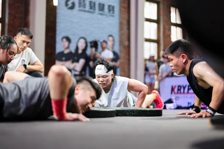 Red Bull Gym Clash各區預賽將以長達五十分鐘的高壓轟炸，全面檢視各隊伍的綜合體能。Red Bull提供