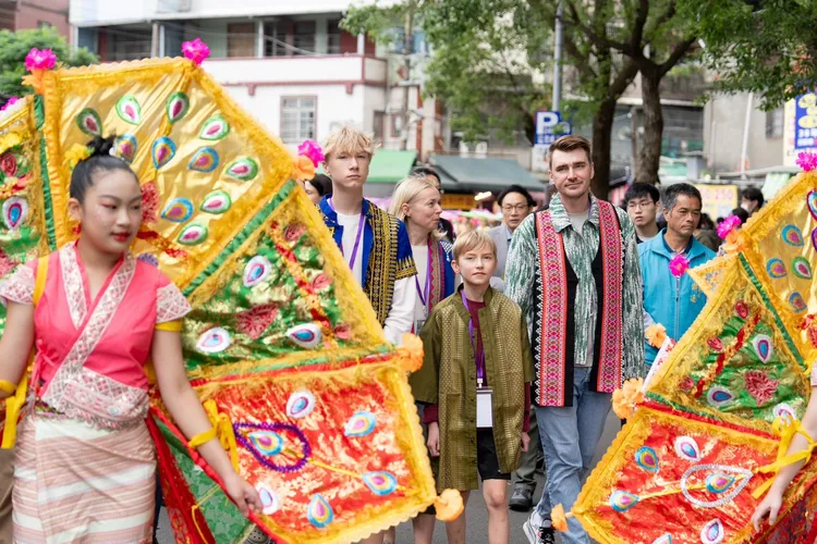 龍岡米干節登場，各國使節共襄盛舉推廣美食外交。秘書處提供