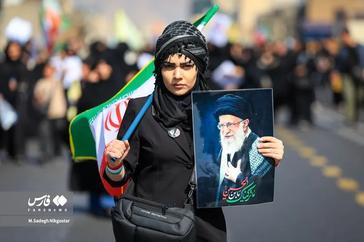 伊朗美少女戰士要為殉道的最高領袖哈米尼復仇。翻攝X@FarsNewsAgency