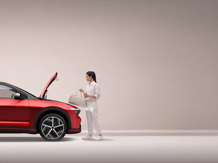 Foxtron亦針對3月底前已交車車主提供回饋，除保留既有首購禮外，再加碼3500元保修抵用金。業者提供