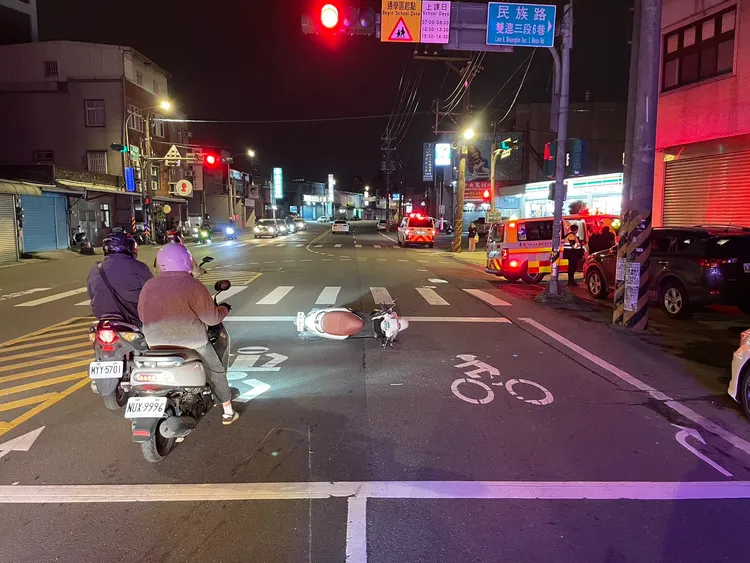 發生交通事故莫驚慌。交通大隊提供