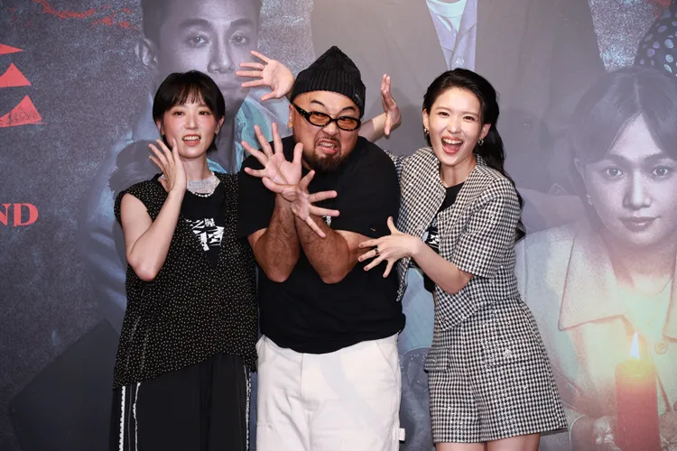 林子熙（左起）、美麗本人和睦媄。彭欣偉攝