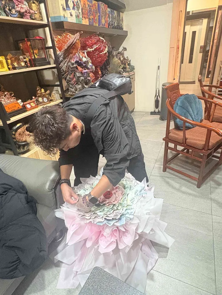 警方攻堅清查嫌犯據點。翻攝畫面