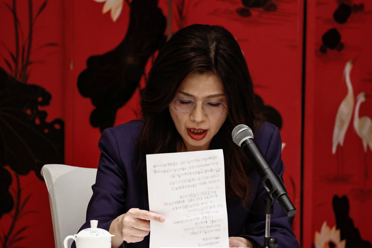 被看沒有?鄭麗文致詞突遭「中斷清場」 他揭北京背後居心