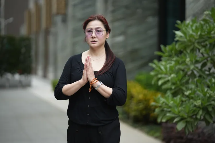 林鳳英表示，老公過世後，靠自己上網求救。彭欣偉攝