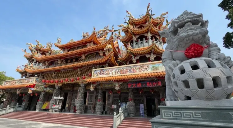 四草大眾廟位於南市安南區，就在知名景點四草濕地旁。讀者提供