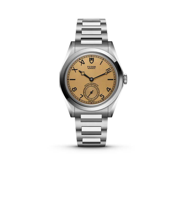 TUDOR Monarch，39mm，磨光及磨砂不銹鋼刻面錶殼，深香檳色垂直磨砂錶盤，不銹鋼雙鏈節刻面錶帶，MT5662-2U機芯，動力儲存65小時，防水深度100米。品牌提供