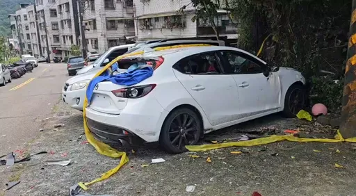 懷疑被前同事砸車！基隆男帶刀理論爆衝突　警逮人驚見K毒殘渣