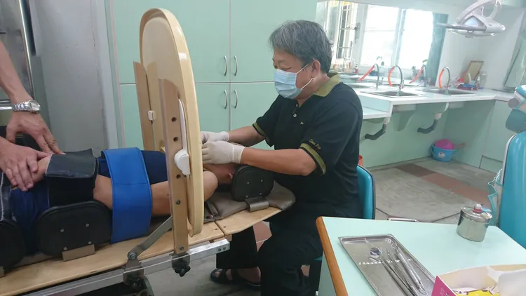 劉仁義服務偏鄉與特殊病患超過22年。劉仁義提供