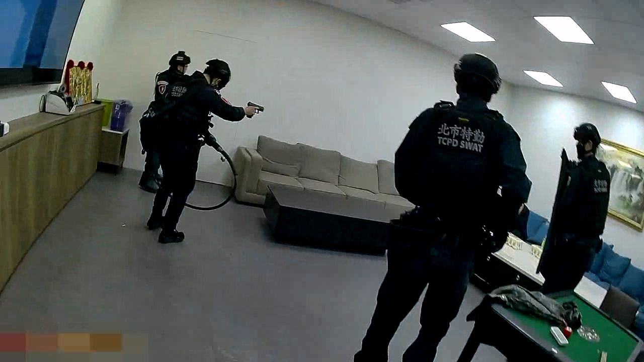 「遠端一鍵還原」滅證!黑幫詐團設斷點 警精準打擊瓦解犯罪集團