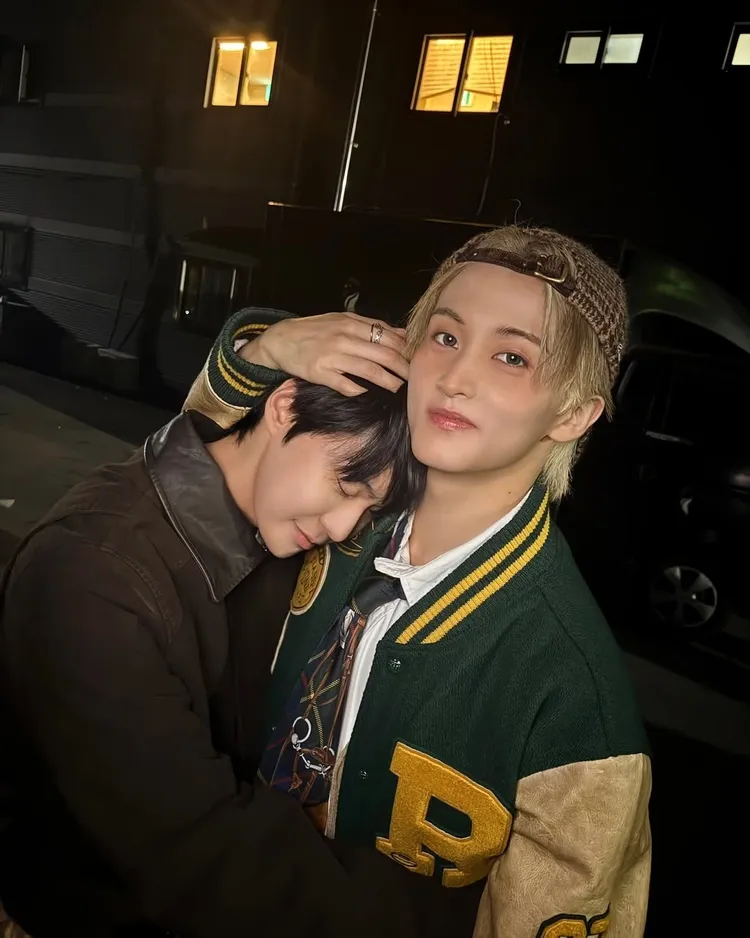 道英（左）很疼愛Mark。翻攝NCT IG