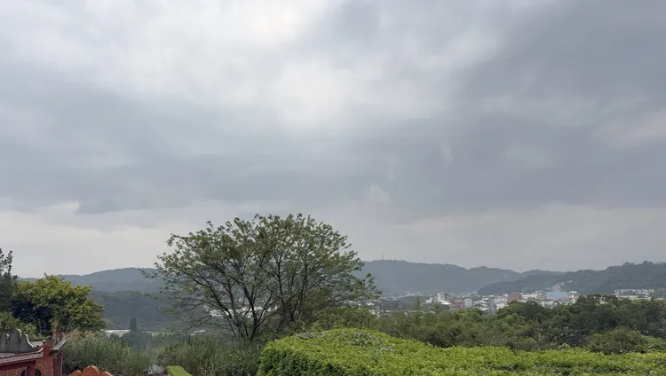 愛物園及永真園位於白雞山上，可以俯瞰周邊的翠綠山巒，環境清幽。特勤中心攝

