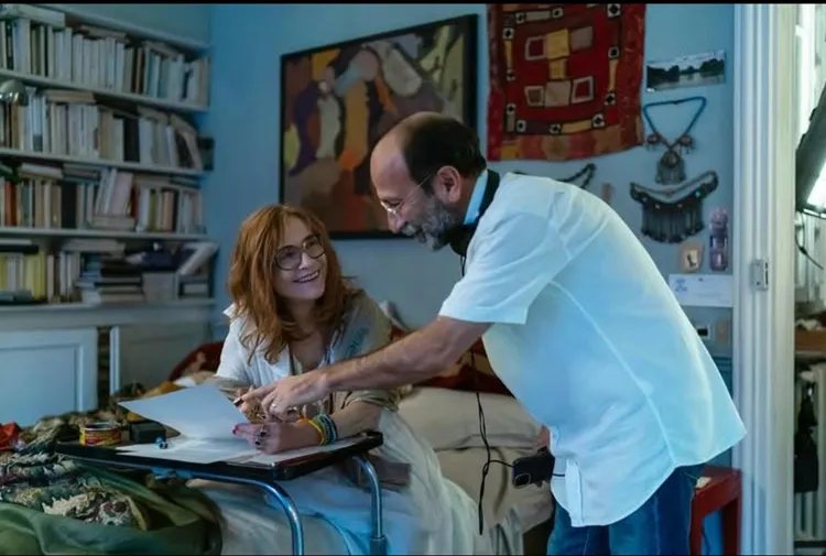 伊朗名導阿斯哈法哈蒂新作與影后伊莎貝雨蓓合作。