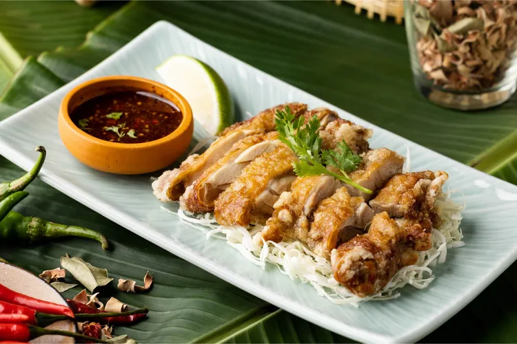 帕泰家泰式椒麻雞298元。業者提供