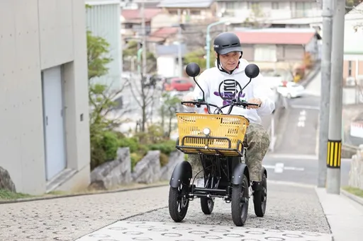 高齡友善神車來了！　日本推免駕照4輪買菜通勤車