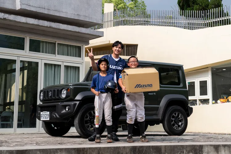 本次活動由Jimny擔綱運補任務，面對山區蜿蜒路況，展現四輪驅動車款的通行能力。業者提供