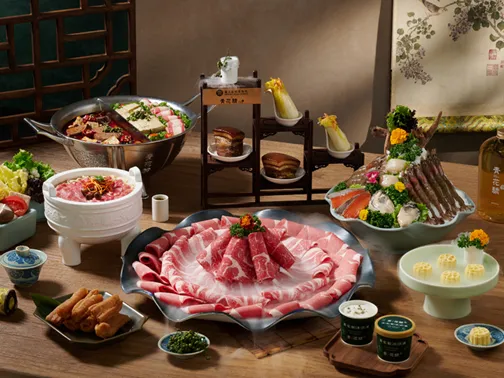 青花驕攜故宮博物院國寶驕饗宴再掀話題　故宮三寶變身潮玩扭蛋