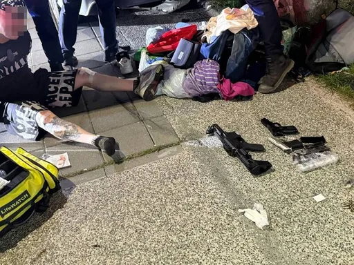 嘉義毒駕男拒檢遭警圍捕　車內竟搜出3長短槍、68發子彈