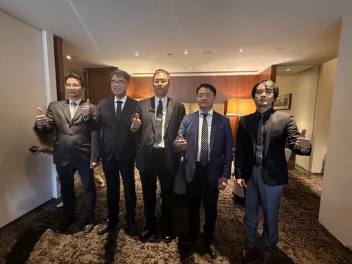 切入矽光子CPO！耀穎整合鍍膜與黃光蝕刻　承銷價65元5月中轉上櫃