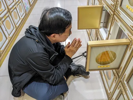 陳水扁清明這樣祭拜父母　驚呆萬人