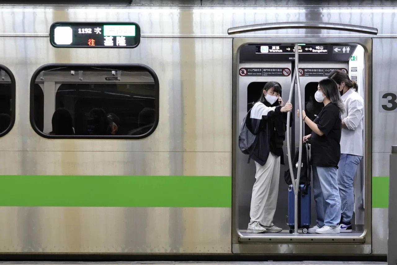 大雨水淹台鐵!這2站列車折返、隧道口有落石