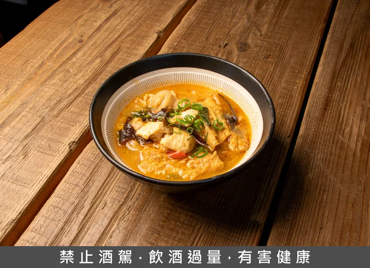 臺虎啜飲室大安也將於4月18日（六）晚間舉辦正式的11週年慶祝派對。當晚將迎來週年限定酒款「臺虎 百芒一暢 (Taihu Passion Mango Flow)」的開桶儀式。業者提供