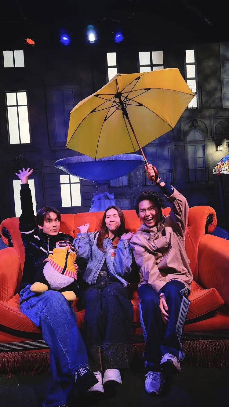 告五人朝聖《六人行》體驗館。相信音樂提供