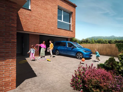 福斯商旅Caddy Maxi新增EasyLife車型　車系入手門檻下修124.9萬元