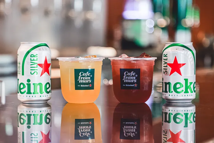 火星咖啡海尼根概念店推出兩款全新海尼根星銀風格特調。海尼根提供