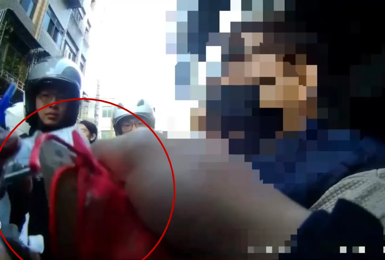 見警急煞露餡！租賃車駕駛「金飾袋」粉渣有詭　座椅底下全是「歹咪阿」